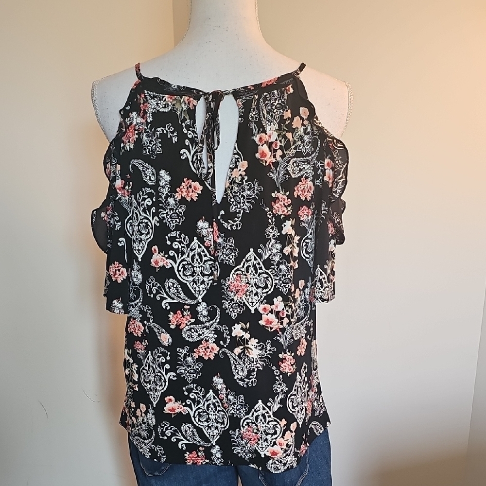 WHBM Floral Black and White Women's Top - Picture 4 of 7